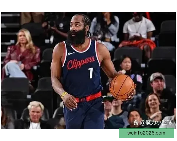 詹姆斯五项数据创历史纪录小个后卫复制哈登精彩表现